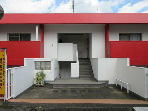 神奈川県厚木市戸室２丁目 3階建 築42年3ヶ月