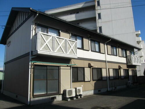 ベアーフィールドＢ　１０２ 2階建