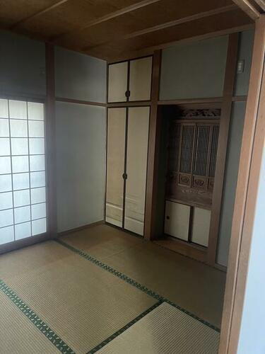 兵庫県淡路市岩屋 2階建