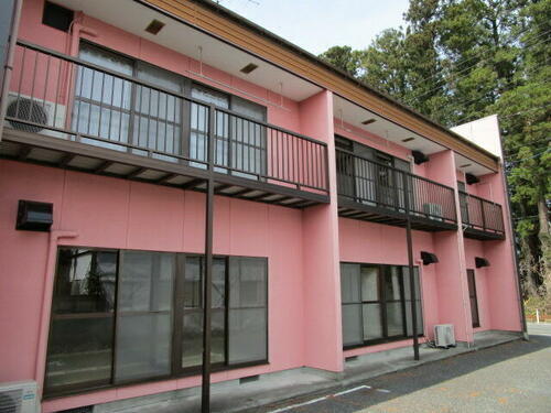 西町ハイツ 2階建