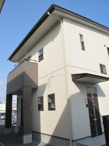 静岡県浜松市中央区茄子町 2階建 築8年8ヶ月