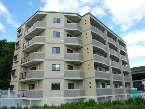 ヴィブレ　フリージア 5階建