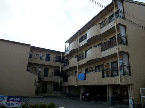 兵庫県宝塚市小林５丁目 4階建
