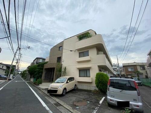 神奈川県横浜市保土ケ谷区西谷３丁目 3階建
