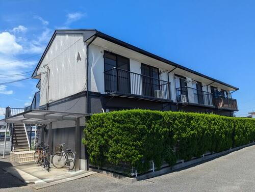 ドミール鴨井Ａ 2階建