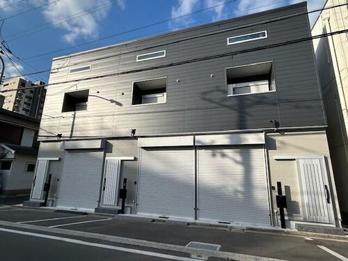 綾羽２丁目テラスハウス 2階建
