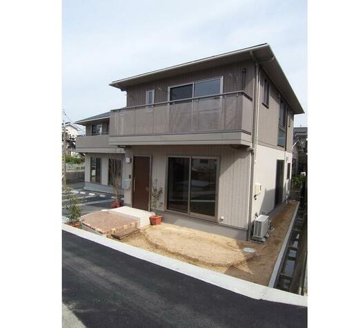 山口県周南市東山町 2階建 築17年5ヶ月