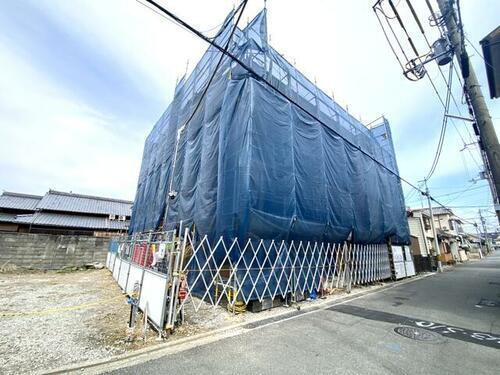 京都府京都市伏見区下中町 3階建 