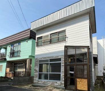 北海道札幌市西区発寒一条４丁目 2階建 築51年2ヶ月