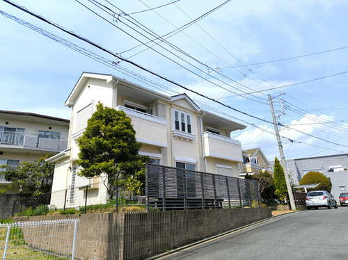 神奈川県三浦郡葉山町一色 2階建 築21年6ヶ月
