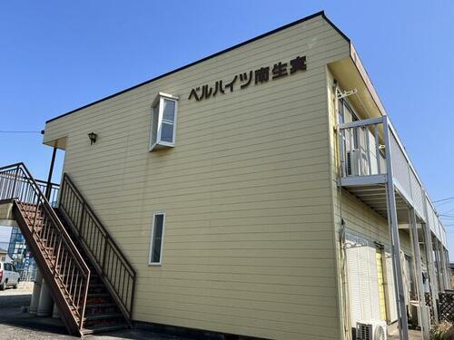 ベルハイツ南生実 2階建