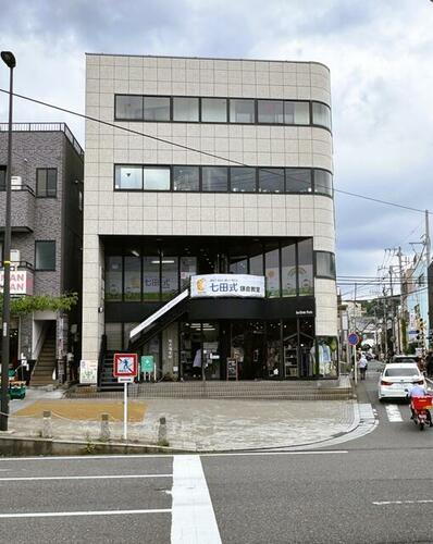 松田ビル 4階建
