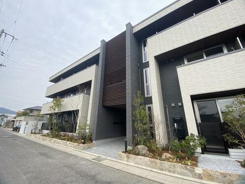 リベル松縄 3階建