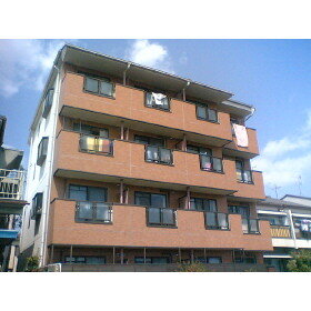 大阪府吹田市天道町 4階建