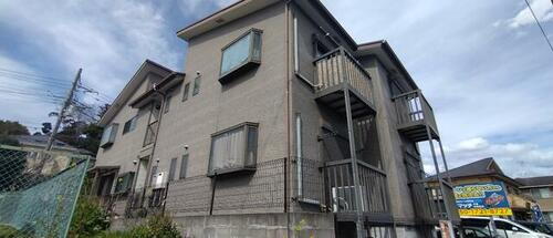 千葉県千葉市中央区宮崎町 2階建
