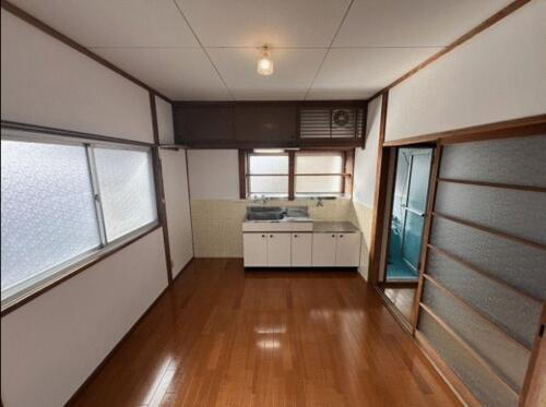 福岡県福岡市早良区南庄２丁目 2階建 築49年6ヶ月