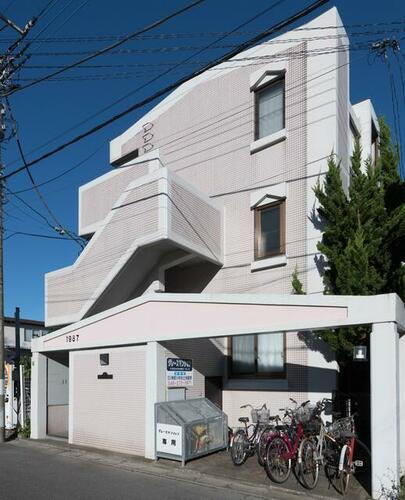 神奈川県大和市中央林間６丁目 3階建