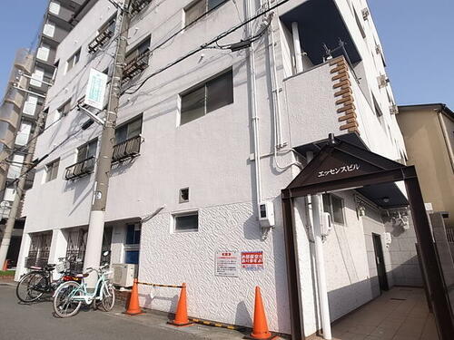 エッセンスビル