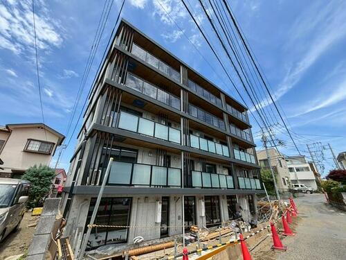 神奈川県藤沢市辻堂神台２丁目 5階建
