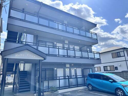 ルビーコート 3階建
