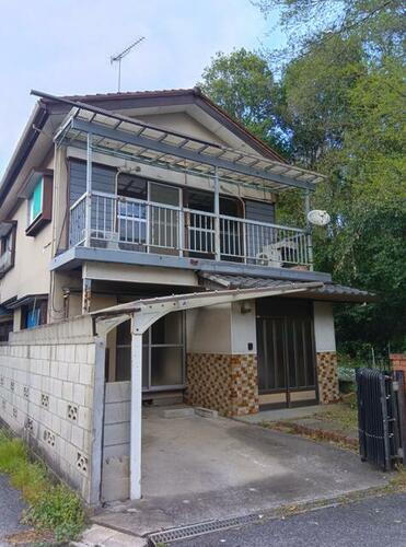 栃木県小山市大字南飯田 2階建