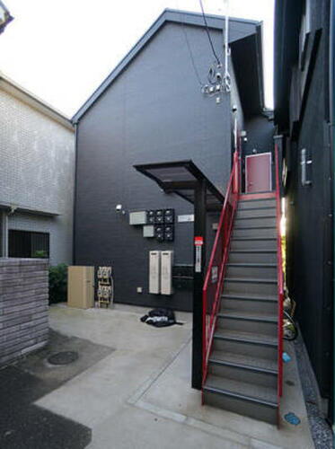 神奈川県横浜市鶴見区潮田町１丁目 2階建 築8年9ヶ月