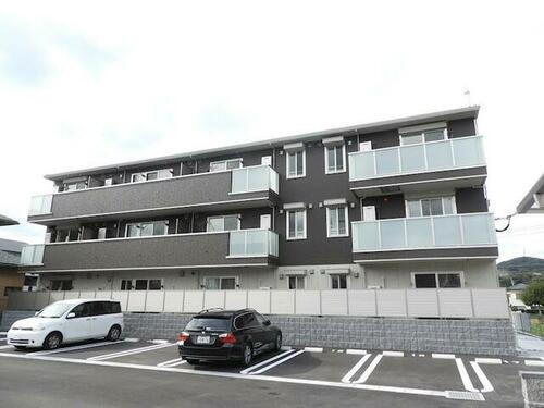 福岡県北九州市小倉南区南方２丁目 3階建 築6年10ヶ月