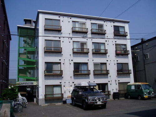 ＬＡＦＯＲＥＴ６２ 4階建