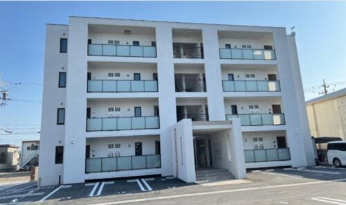 静岡県浜松市中央区下石田町 4階建