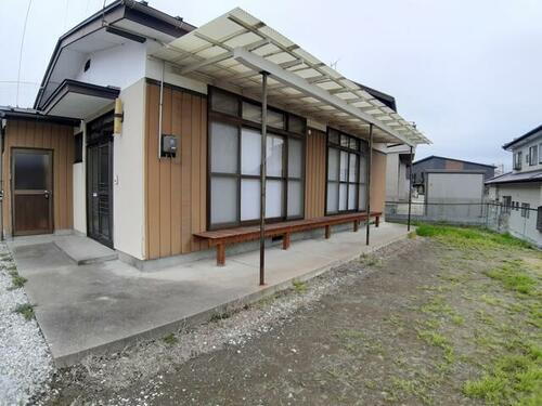 宮城県宮城郡利府町加瀬字十三塚 平屋建て 築40年