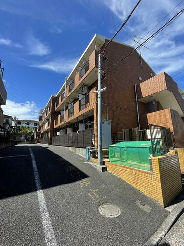 すみれマンション 3階建