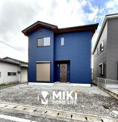 兵庫県加東市下滝野３丁目 築22年1ヶ月 2階建