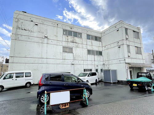 アシストクラージュ福井 3階建