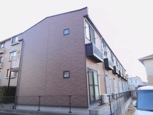 プランドール鶴間 2階建