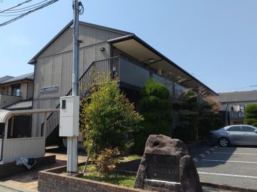 大阪府泉佐野市日根野 2階建