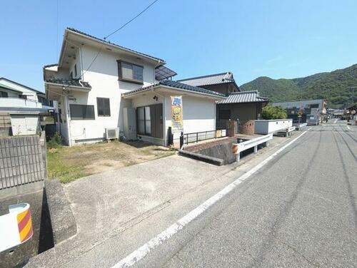 備前市浦伊部２ 2階建