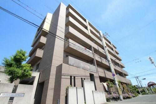大阪府吹田市佐井寺南が丘 6階建