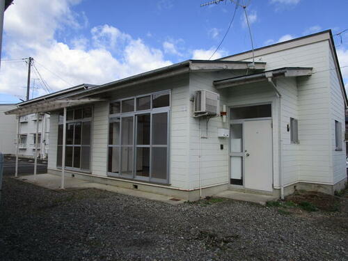 福島県福島市郷野目字金込町 平屋建て 築40年7ヶ月