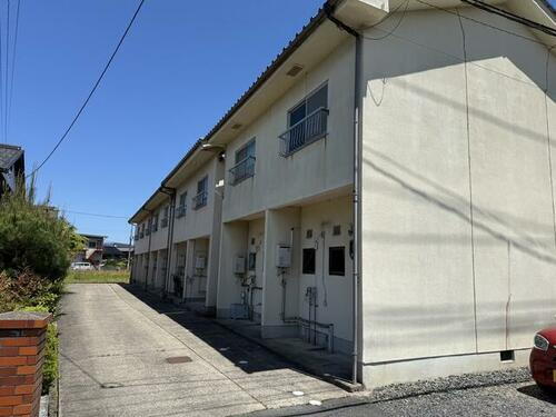 西波路アパート