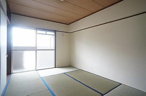 福岡県福岡市東区馬出１丁目 8階建 築46年3ヶ月