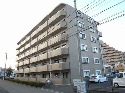埼玉県所沢市東所沢２丁目 6階建