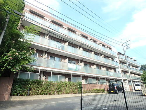 楽器の演奏が可能な重厚感あふれるオートロック付き築浅マンションです