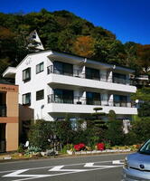 神奈川県足柄下郡箱根町湯本 3階建 築31年2ヶ月