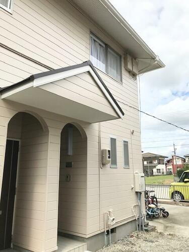 静岡県袋井市泉町１丁目 2階建