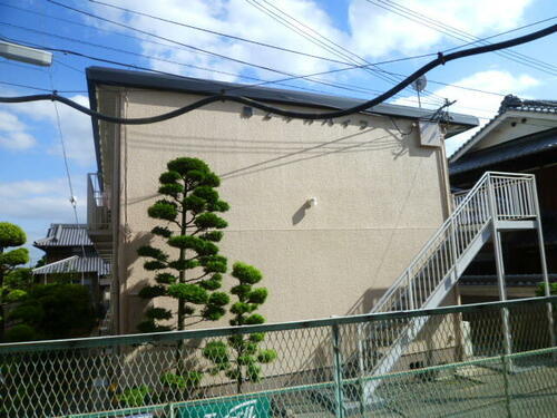 大阪府吹田市岸部南２丁目 築42年3ヶ月 2階建