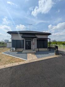 茨城県つくば市小野崎 平屋建て