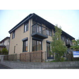 レジデンスヤマダⅢ 2階建