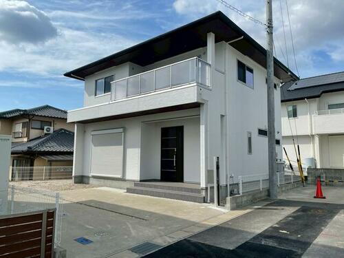 三重県四日市市波木町 2階建 築4年2ヶ月