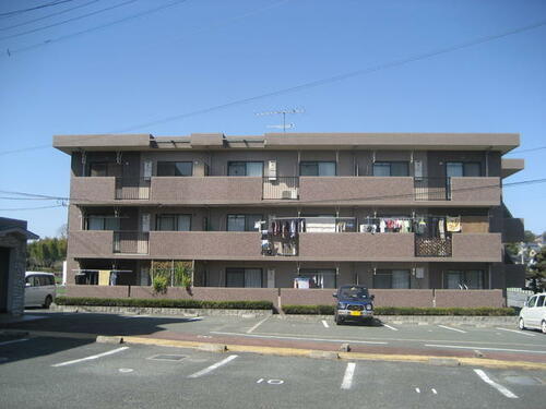 熊本県合志市幾久富 3階建