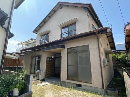山口県岩国市室の木町１丁目 2階建